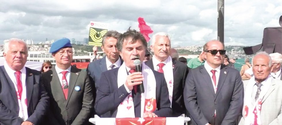 Ast­su­bay­lar­dan Ta­ri­hi Çağrı:  Onu­ru­mu­zu Hiçe Sa­yan­la­ra Karşı  Sus­ma­ya­ca­ğız!