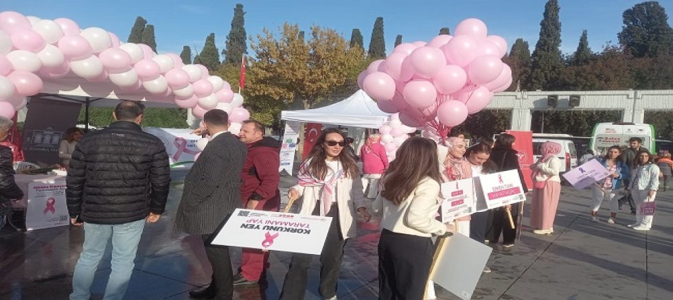 Bakırköy’de Pembe Balonlar Gökyüzüne Yükseldi: Meme Kanserinde Erken Teşhis Hayat Kurtarıyor