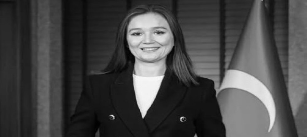 Başkan Sinem Dedetaş’tan Gülşah Durbay İçin Veda