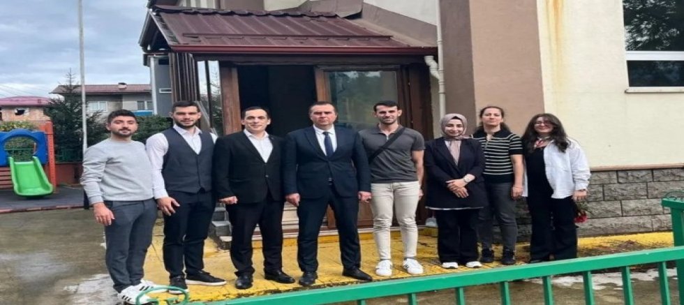 Kalkandere’de Eğitimde Yeni Dönem: “Öğretmenler Kulübü” Rize’de Bir İlke İmza Attı!