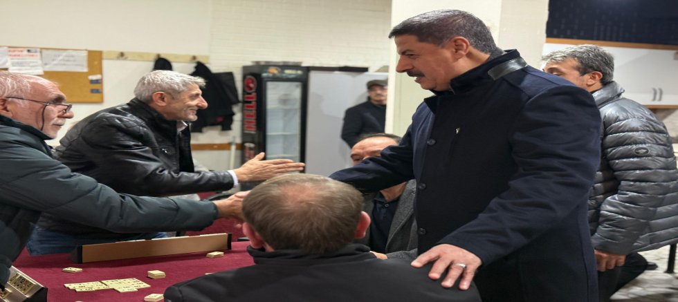 Milletvekilleri Üsküdar Sokaklarında: “İşimiz Üsküdar, Gücümüz Üsküdar”