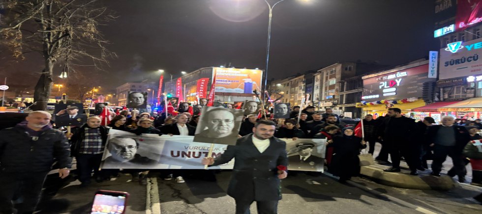 Üsküdar’da Adalet Yürüyüşü: Uğur Mumcu ve Ali Gaffar Okkan Unutulmadı