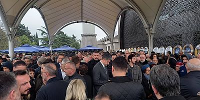 CHP Üsküdar’ın Eski İlçe Başkanı Mustafa Çetinkaya Son Yolculuğuna Uğurlandı