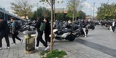 Marmaray Girişi Motosiklet Otoparkına Döndü! 