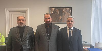 Üsküdar’da Cuma Pazarı Masaya Yatırıldı: Sorunlar ve Çözüm Önerileri Gündemde