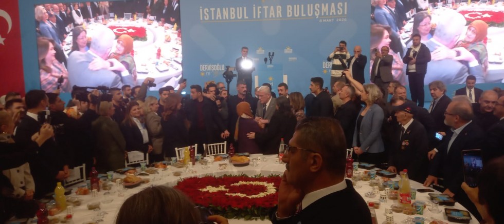 TÜYAP’ta İYİ Parti Rüzgârı: Dervişoğlu’ndan İktidar Mesajı